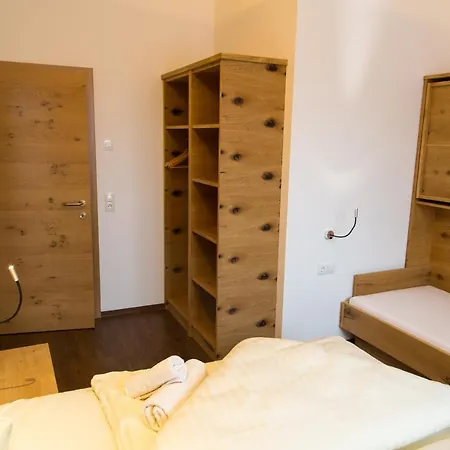 アパート Alpenfex